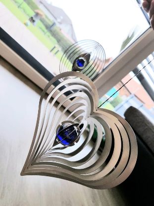 Bild von Windspiel 3-D Mit Blauer Glas-Perle | Herz | Edelstahl